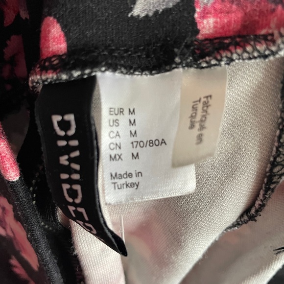 Fit and flare a-line skirt - Picture 2 of 4